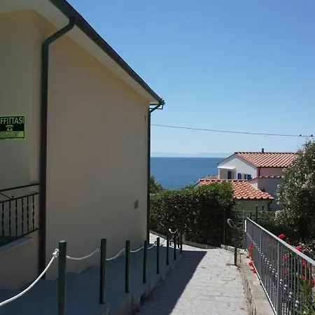Casa Vacanze - L'ortensia * Chiessi